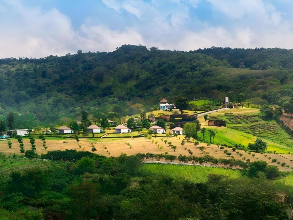 Chantara Valley Resort Mu Si Buitenkant foto