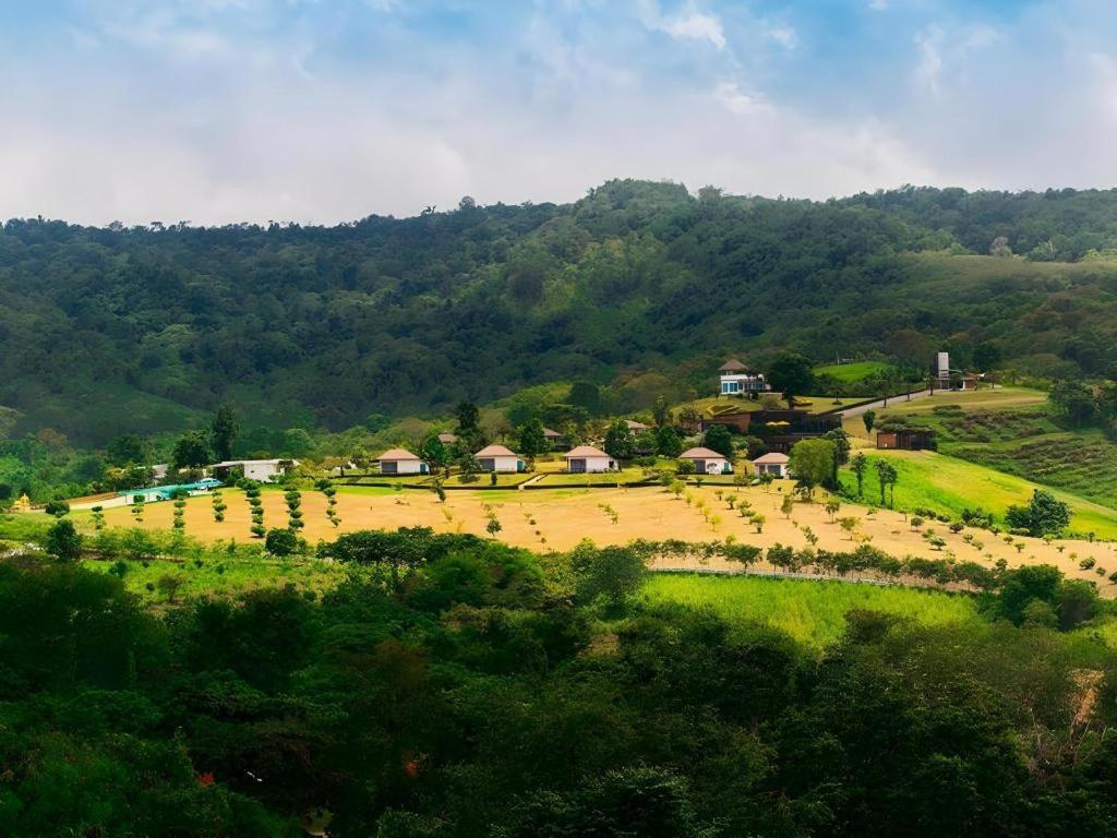 Chantara Valley Resort Mu Si Buitenkant foto